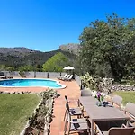 Porqueres Villa