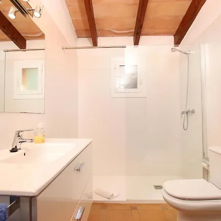 Porqueres Польєнса