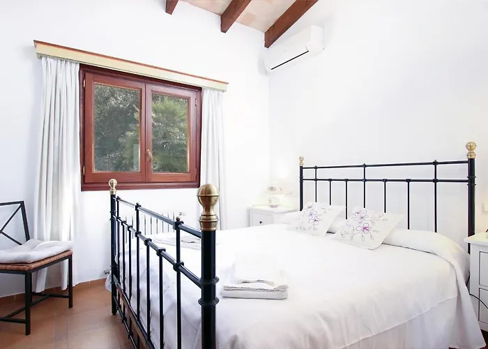 Porqueres Villa Pollenca