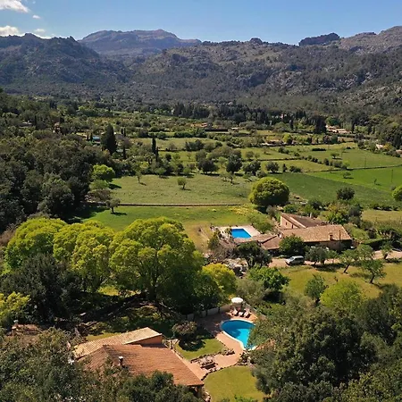 Porqueres Вілла