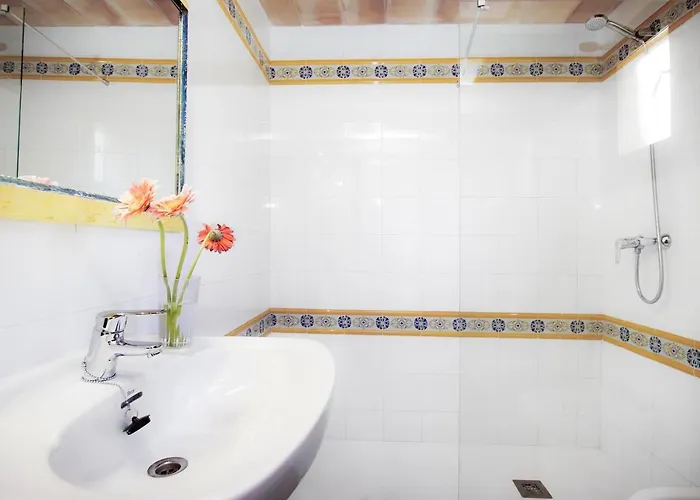 Вілла Porqueres *